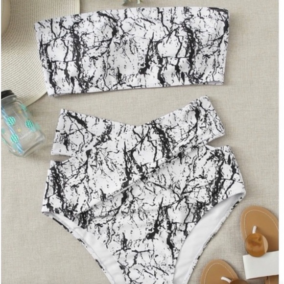 SHEIN Other - NWT - Shein - Plus Size Bikini - Size: 3X (runs small)